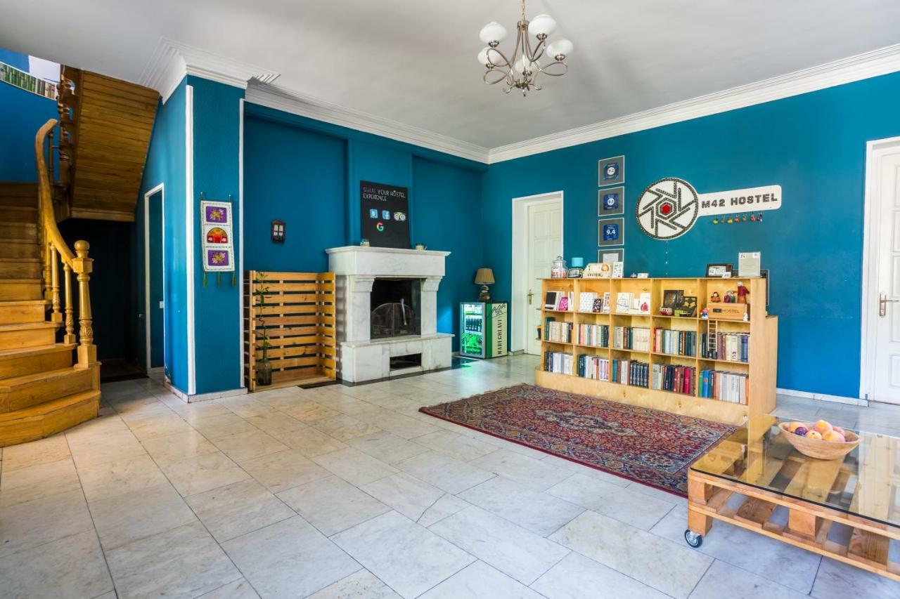 M42 Hostel Tbilissi Extérieur photo