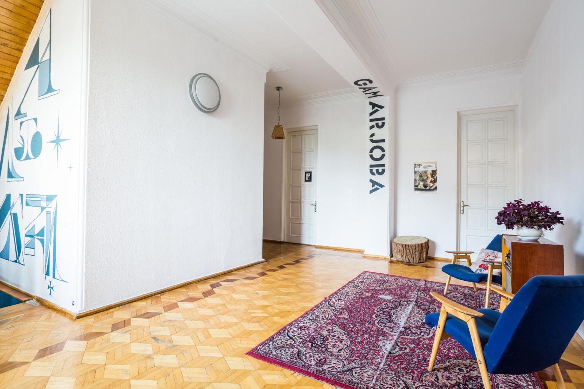 M42 Hostel Tbilissi Extérieur photo