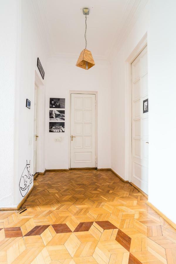 M42 Hostel Tbilissi Extérieur photo
